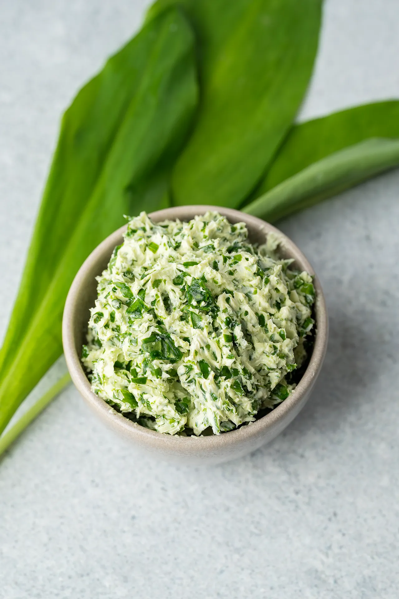 Einfache Bärlauchbutter aus 4 Zutaten