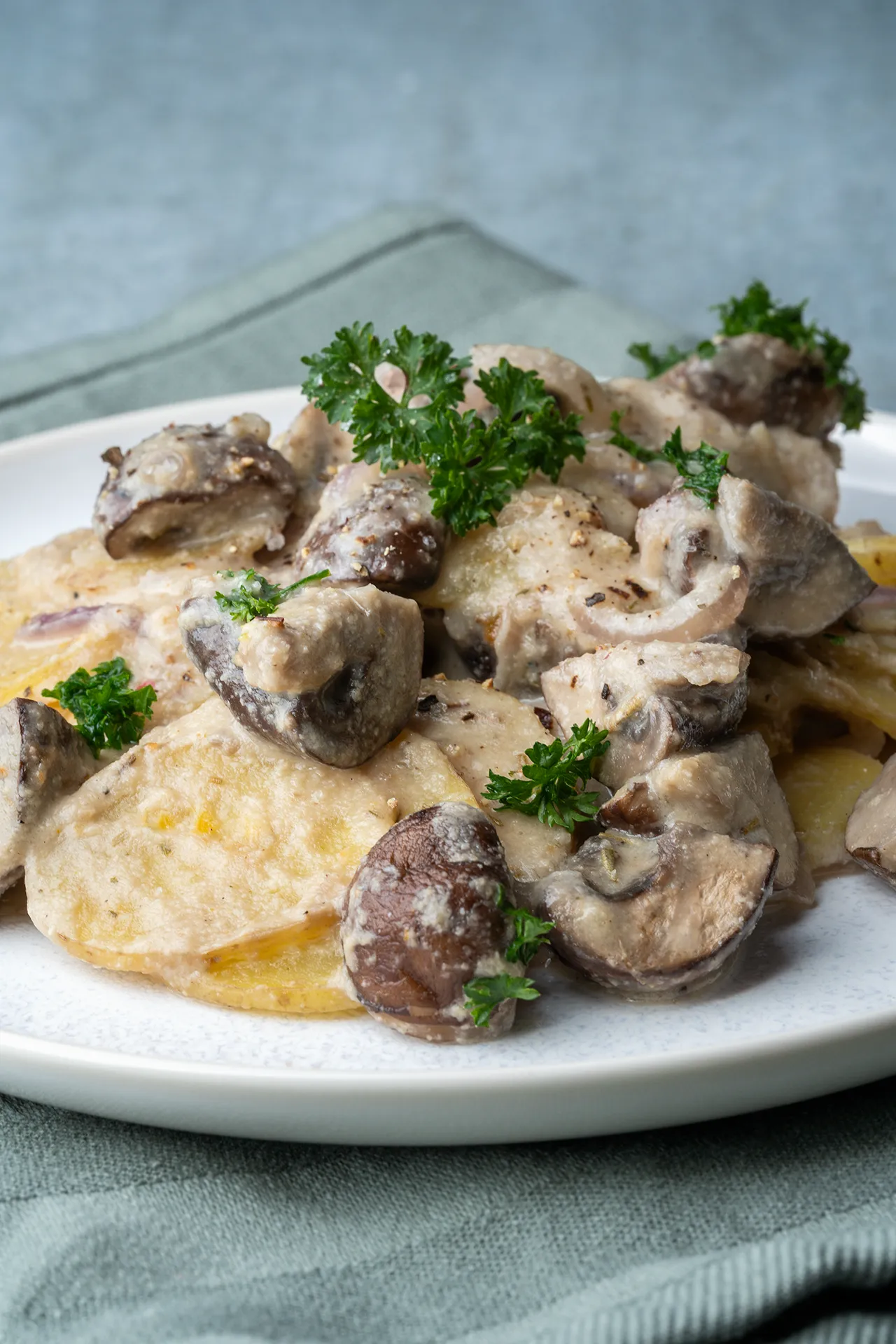 Veganer Kartoffel-Champignon-Auflauf
